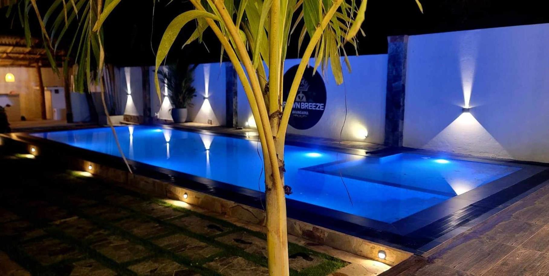 Crown Breeze Hotel Ahangama Exterior photo